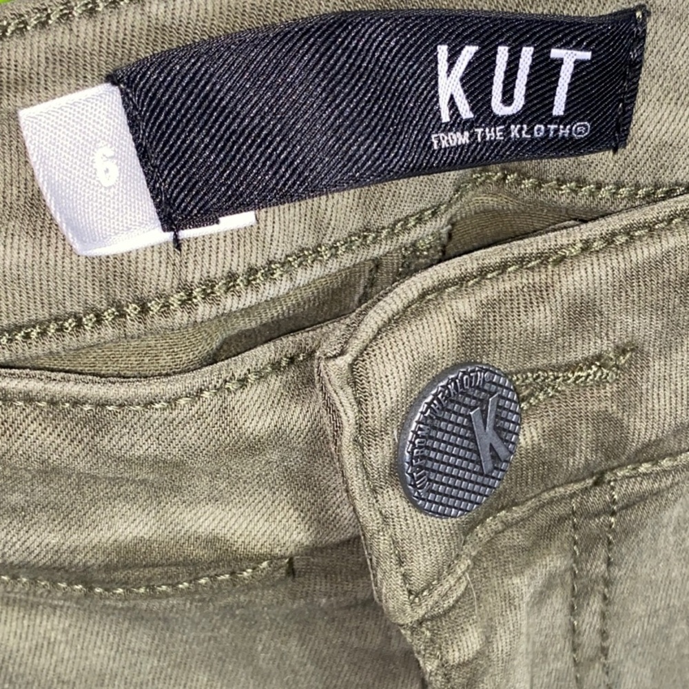 Kut from the Kloth® Amy Stretch Twill Cropped Chinos - Picture 6 of 10